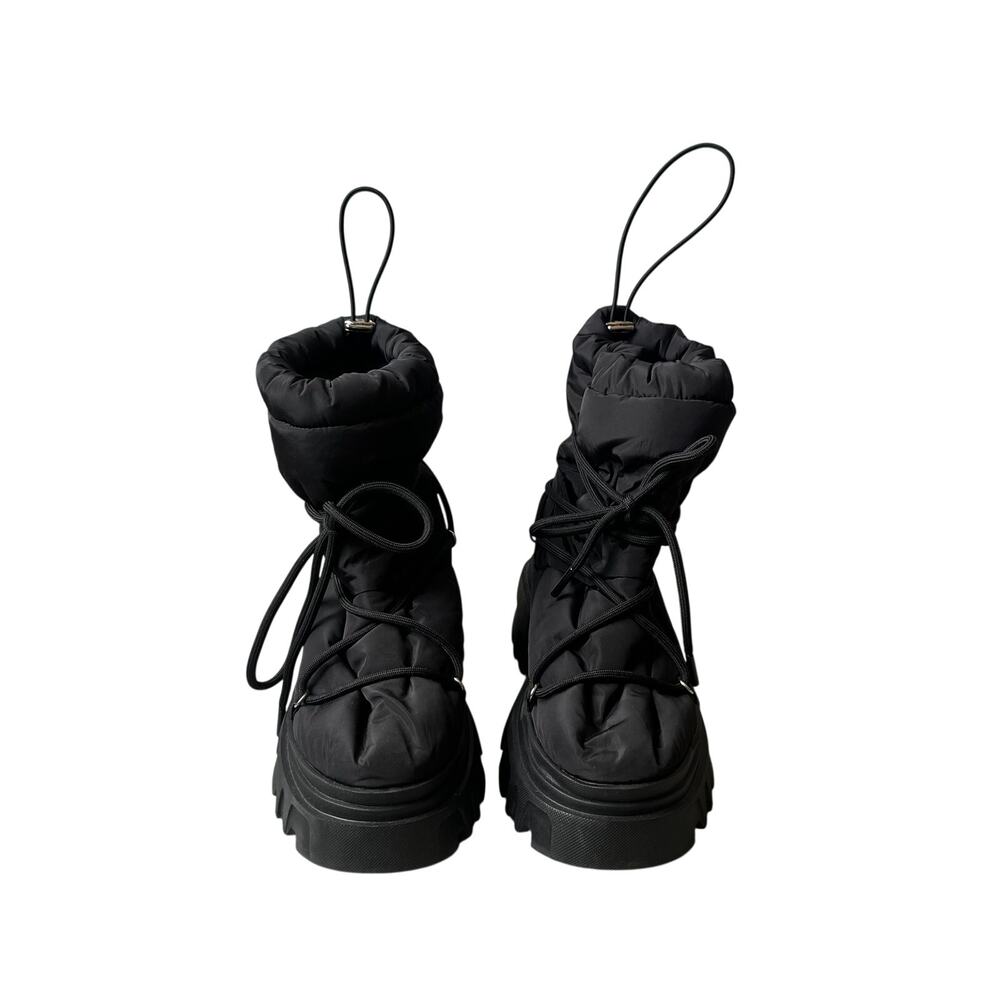 RAYE Bansko Puffer Snow Boots in Black